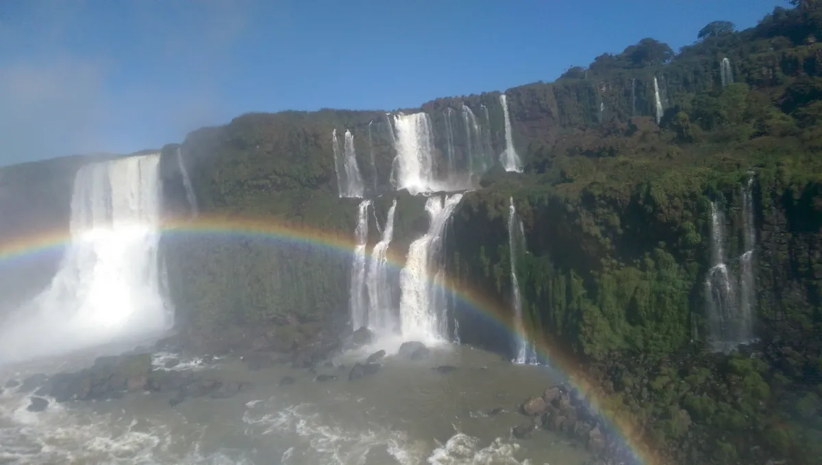 Explore Foz do Iguaçu, home to the breathtaking Iguaçu Falls, a natural wonder shared by Brazil and Argentina. Experience stunning views, rich biodiversity, and exciting attractions like the Bird Park and Itaipu Dam.